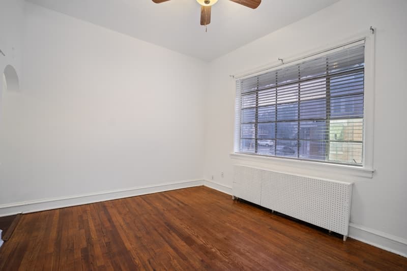 Oaklyn Condo: 156 Chestnut Avenue - 1F