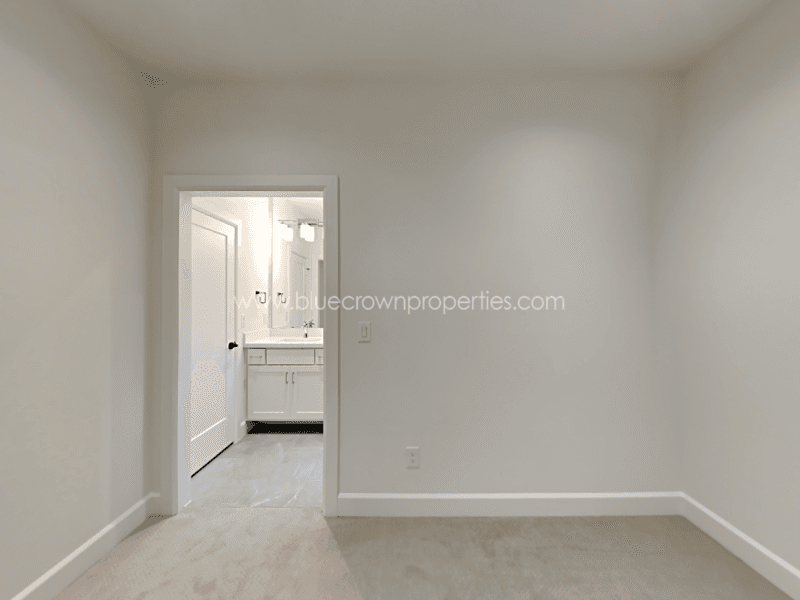 Dallas House: 4417 Emerson Ave