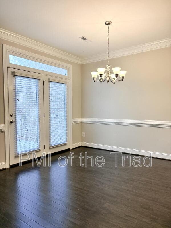 Walkertown Townhome: 2953 York Place Dr