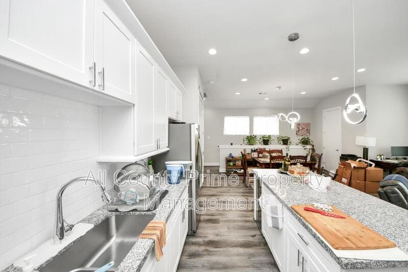Houston House: 6715 Allegheny Street