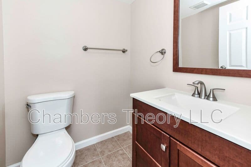 Reston Condo: 11244 Chestnut Grove Sq.
