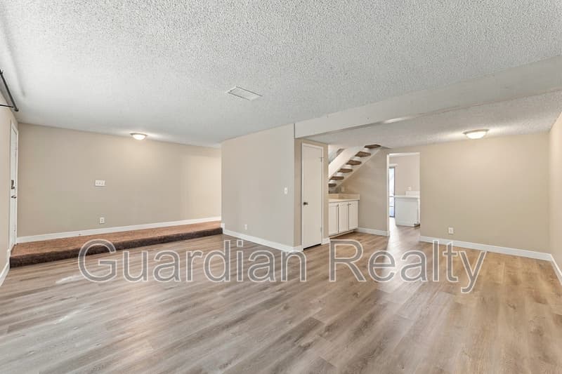 Las Vegas Townhome: 3251 Longford Way