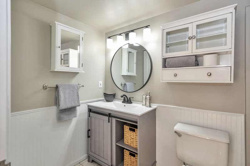 Seattle Condo: 530 Melrose Ave E