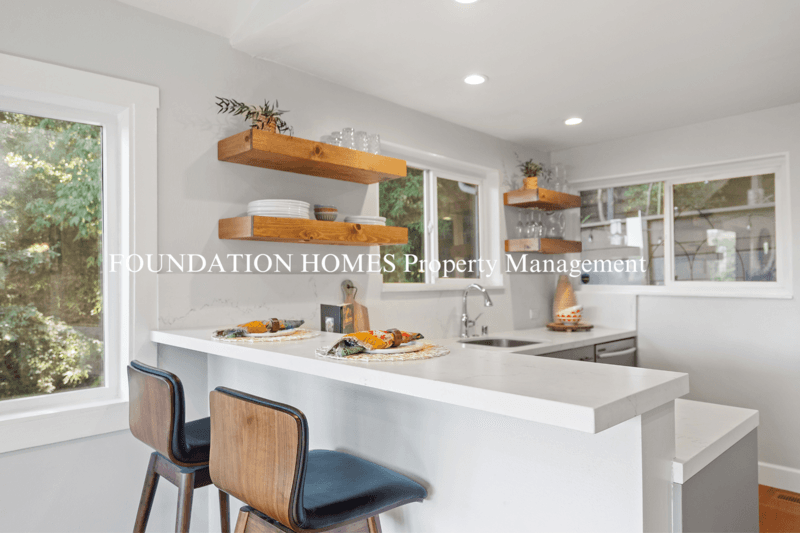 Fairfax House: 223 Scenic Rd.