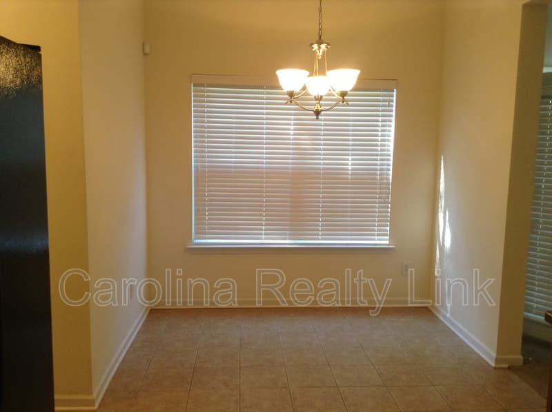 Huntersville House: 7228 Handon Lane