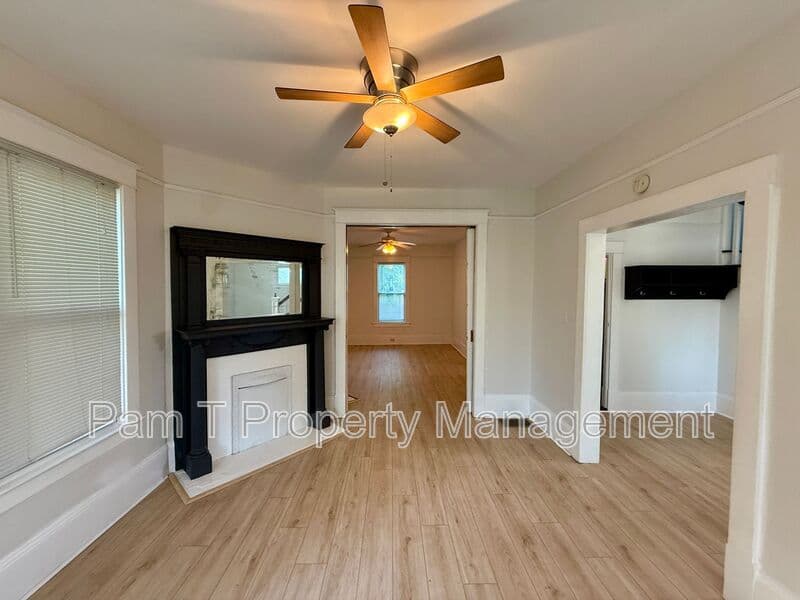 Savannah House: 611 W 44th St