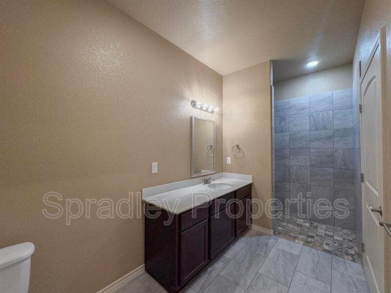 Belton Condo: 1032B Hibiscus Dr