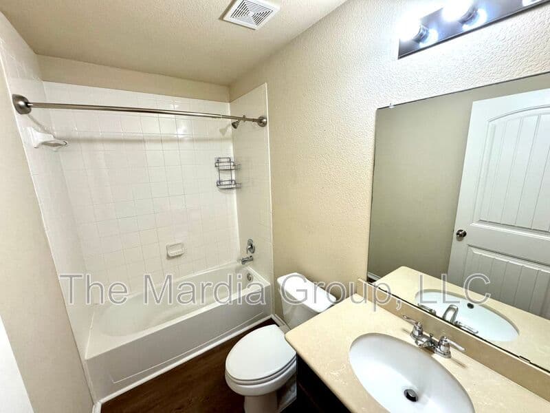 Celina House: 420 Andalusian Trail