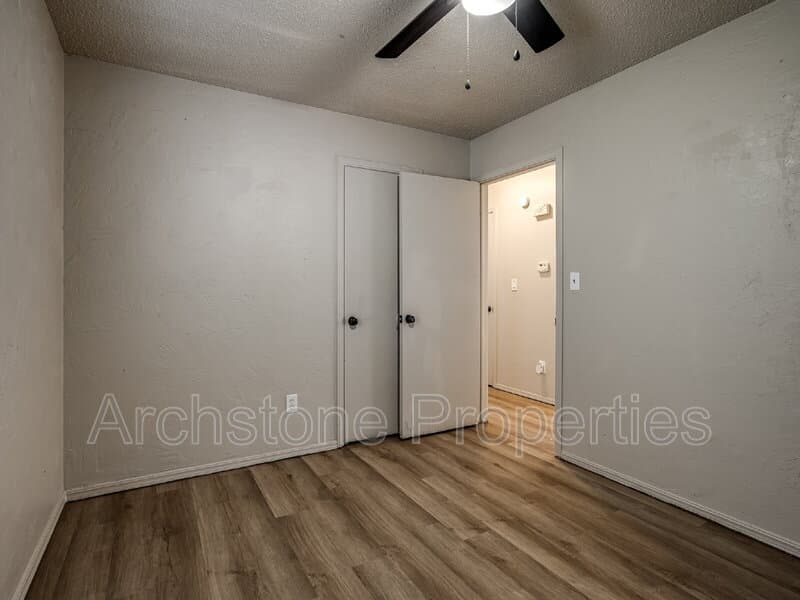 Midwest City House: 1309 Hickory Lane
