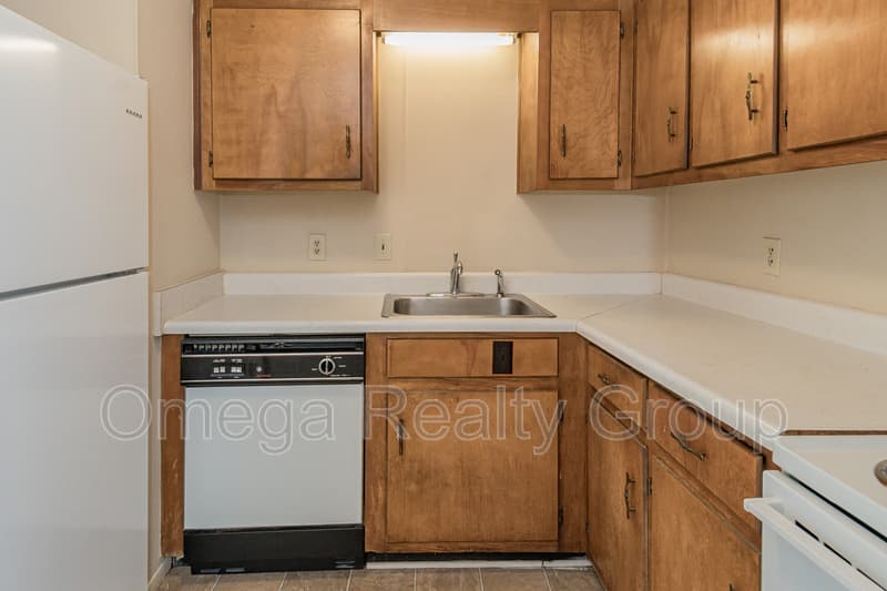 Jasper Condo: 1701 14th Ave E