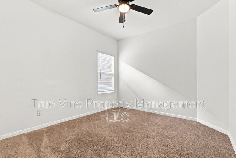 Saint Hedwig House: 5432 Cloves Cove