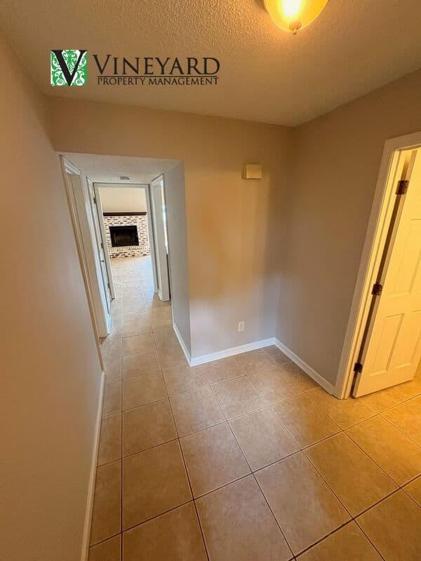Kennesaw Townhome: 6085 Sand Wedge Circle NW