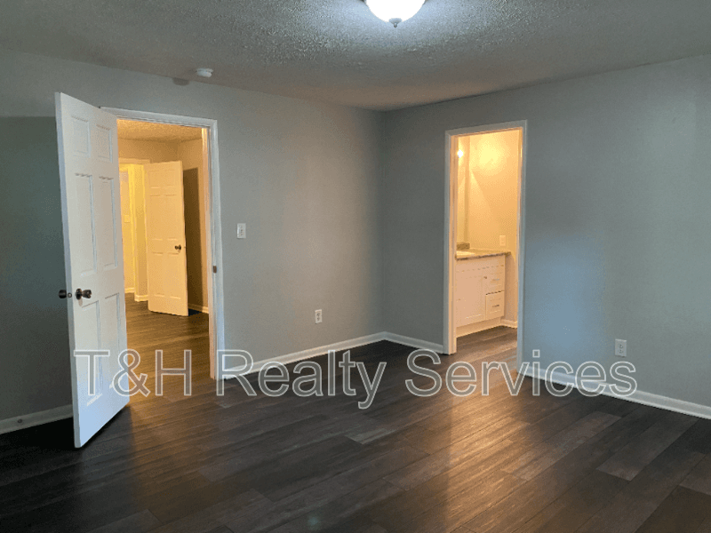 Anderson House: 920 Ellenhurst Drive