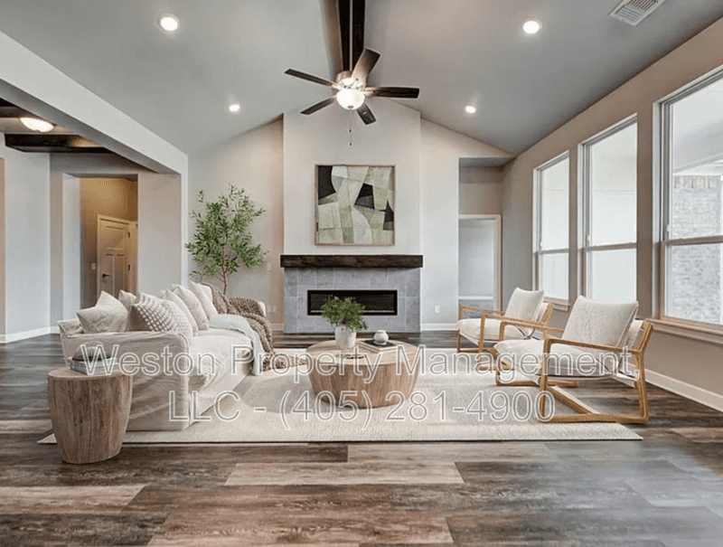 Yukon House: 3409 Gunnison River Drive