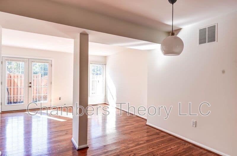 Arlington Condo: 2412 S. Walter Reed Dr