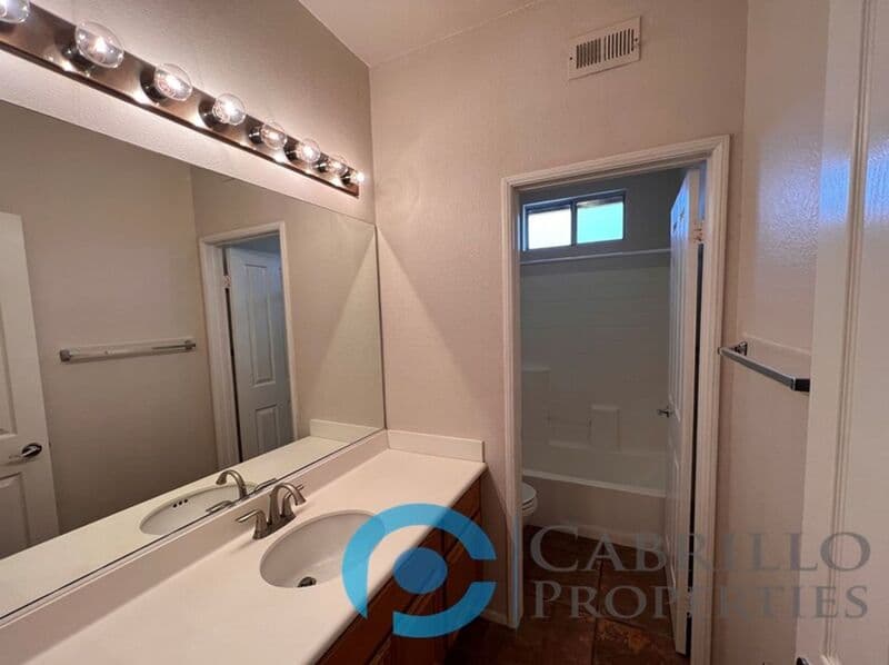 Rancho San Diego House: 3004 Lasven Court