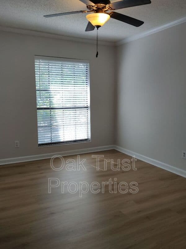 Mt Pleasant Condo: 1829 Villa Maison