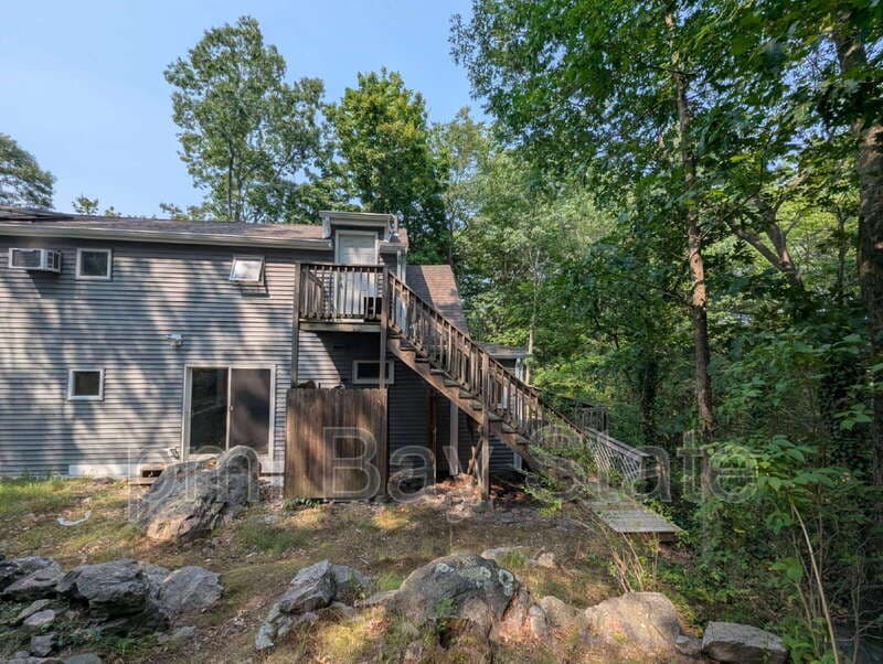Hyde Park Condo: 3 Weston St