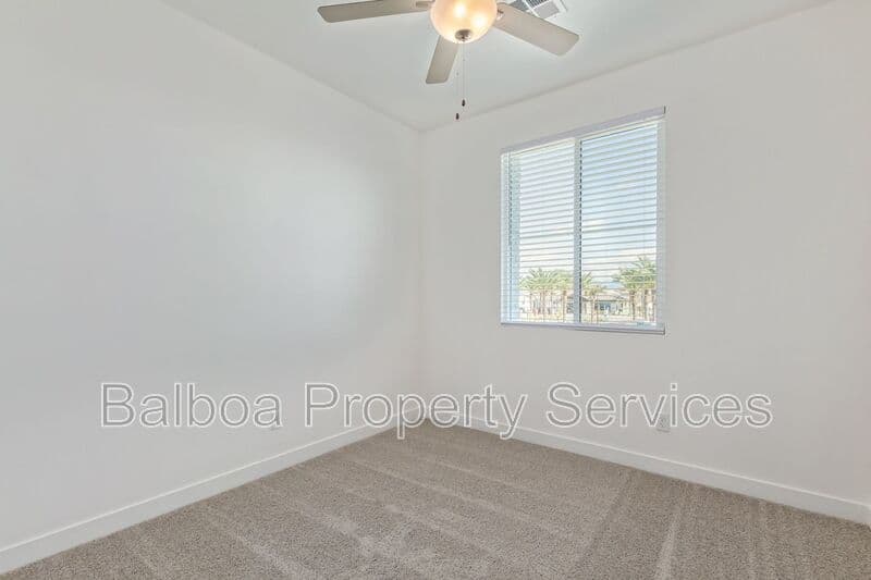 Mesa Townhome: 3230 E Thomas Rd