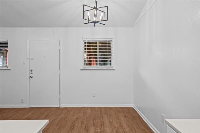 Austin Condo: 3704 Speedway