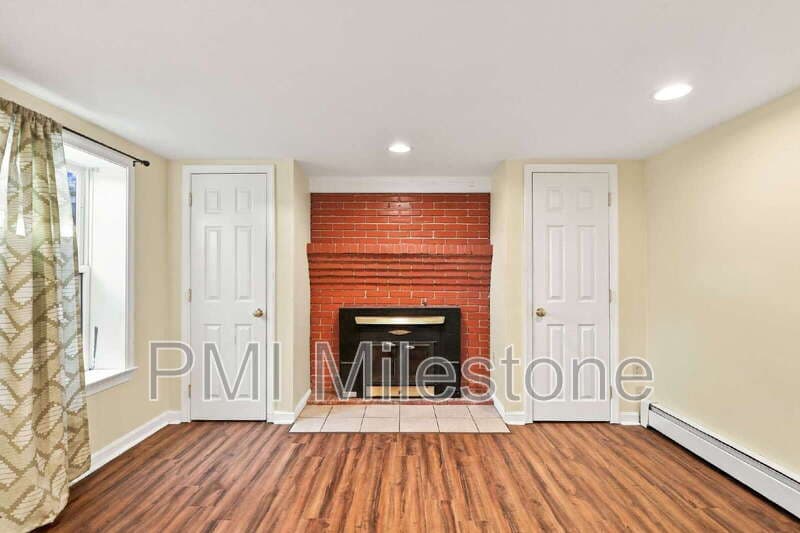 Greencastle House: 105 W Walter Ave