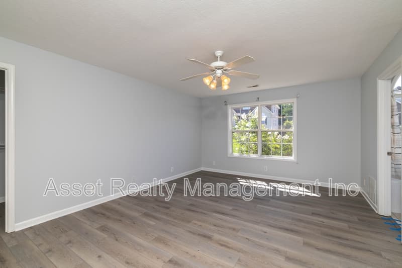 Knoxville House: 1217 Dreamview Lane