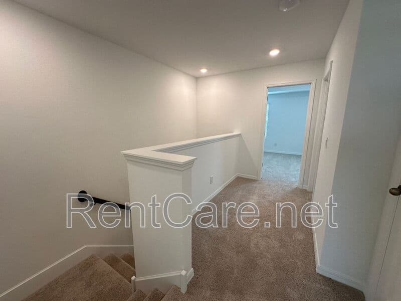 St. Cloud House: 6533 Cyrils Dr.