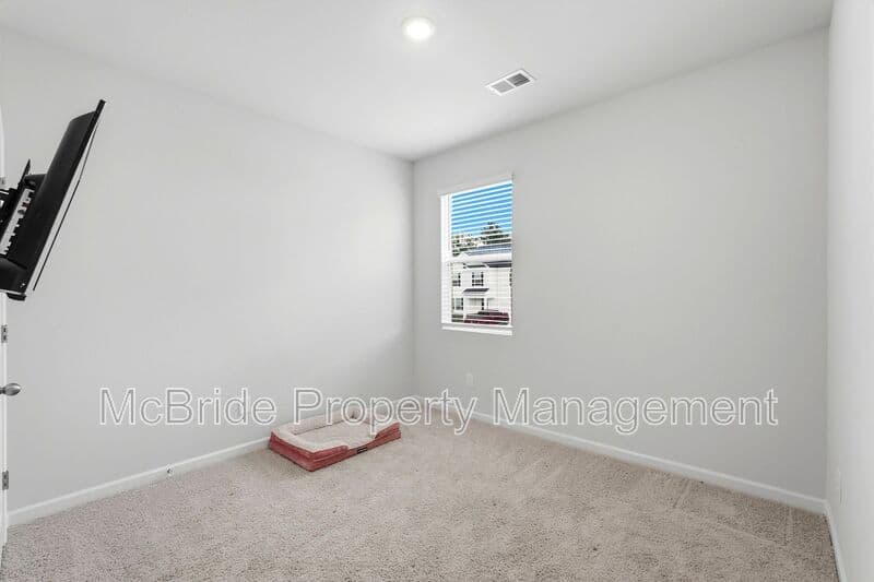 Grovetown House: 715 Hollis Ave