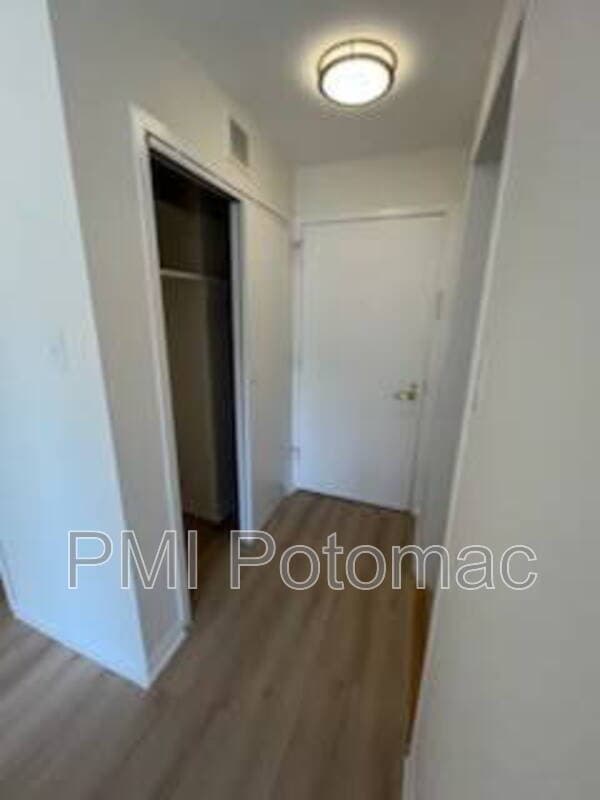 Washington Condo: 2501 Calvert Street Northwest