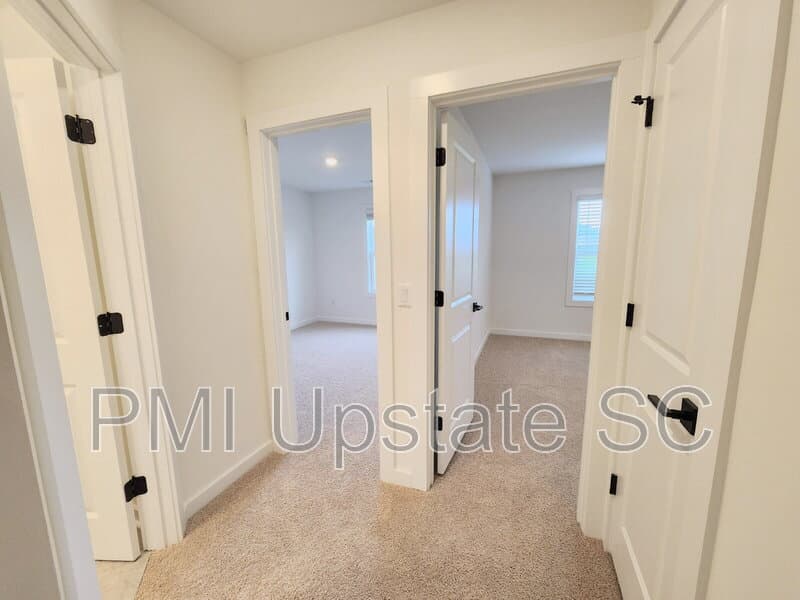 Spartanburg Townhome: 1283 Westgate Vlg Dr