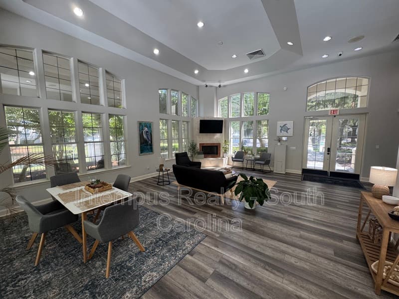 Bluffton Condo: 897 Fording Island Rd
