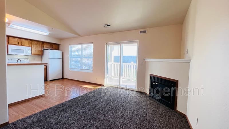 Pasco Condo: 6305 Chapel Hill Blvd