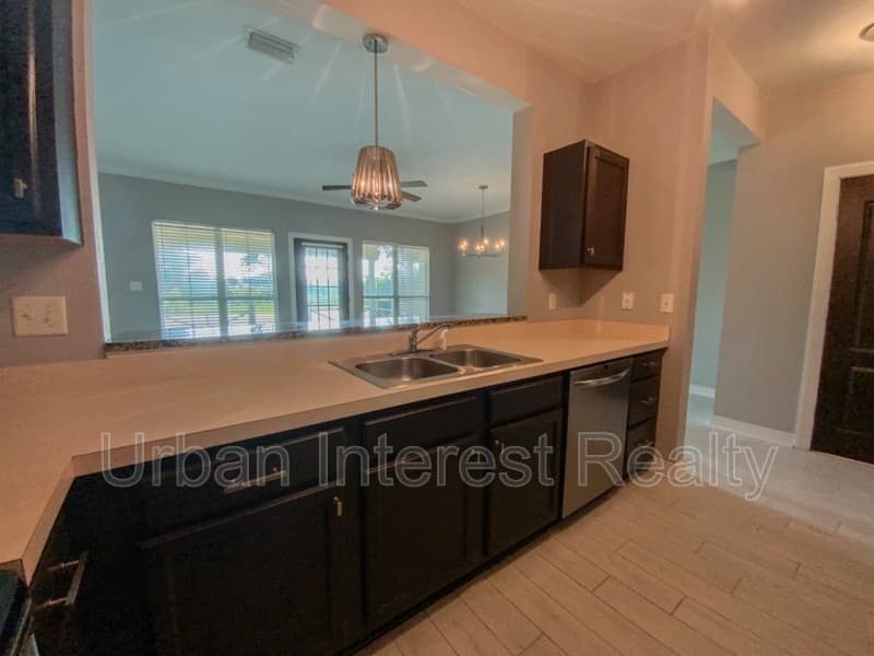 Destin Townhome: 421 Twin Lakes Lane