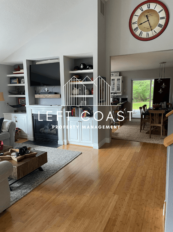 Lincoln City House: 1545 Northeast Regatta Way