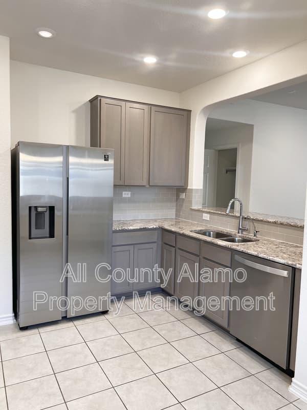New Braunfels House: 4584 Klein Meadows