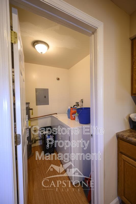 Newark Condo: 1 Cornerstone Lane