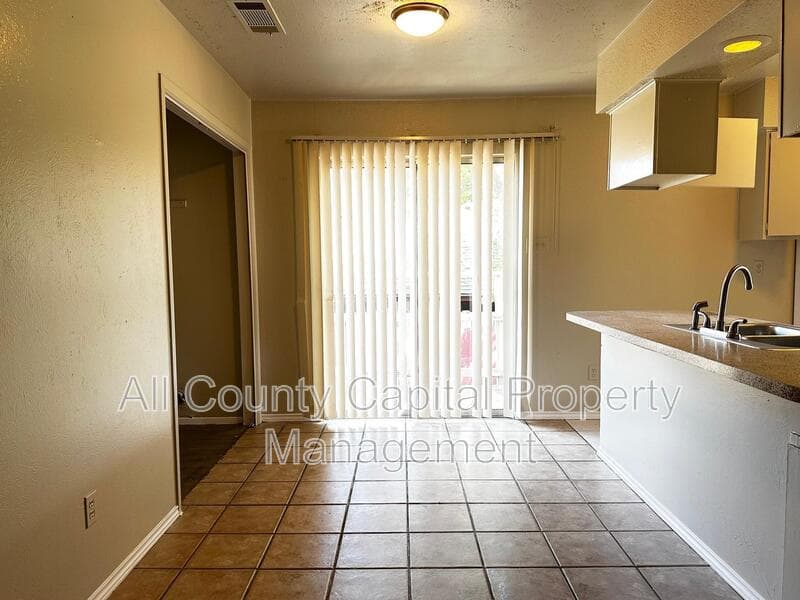 Austin Condo: 1102 Hickory Grove Dr, #A,
