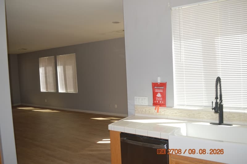 Riverbank House: 5305 Cottage Cove Drive