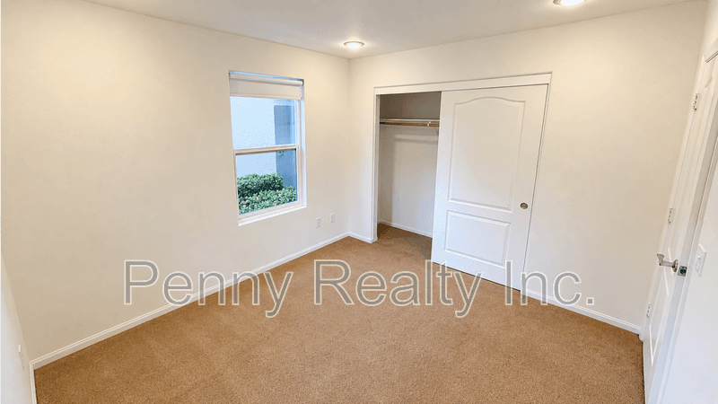 San Diego Townhome: 3011 Pacific Palm Way
