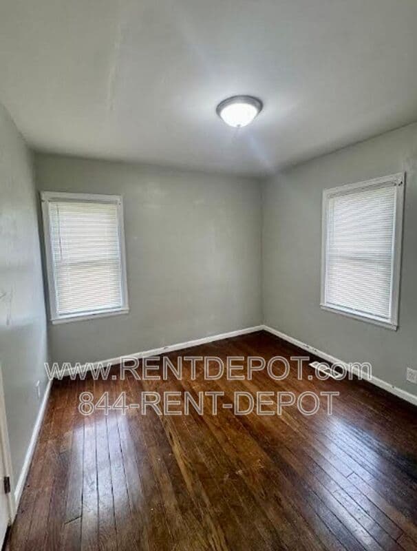 Evansville House: 1040 Covert Ave