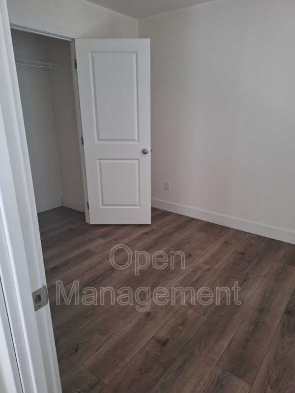 Elko House: 22 Arena Way