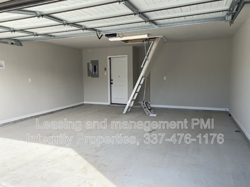 Carencro House: 204 Armstrong Dr