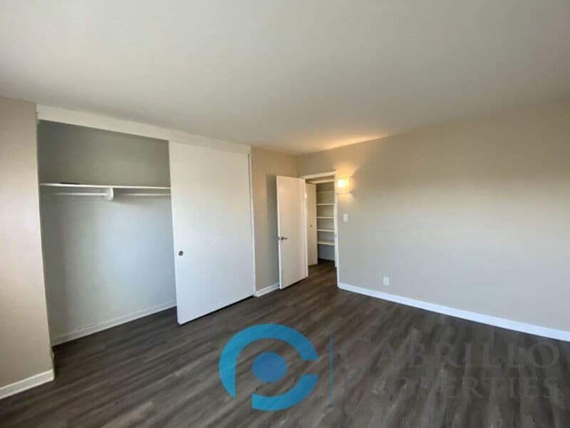 San Diego Condo: 4774 Mansfield Street