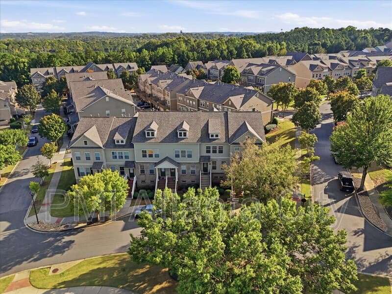 Suwanee Townhome: 4428 Grove Field Park NW