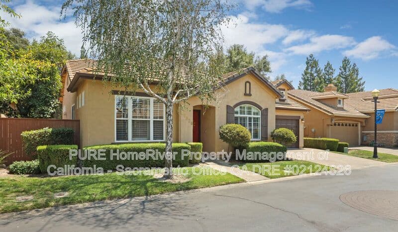 Gold River House: 12020 Gold Pointe Lane