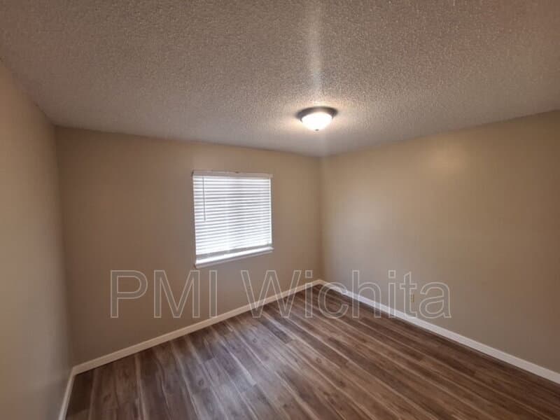 Wichita Townhome: 535 S. Lulu Ave