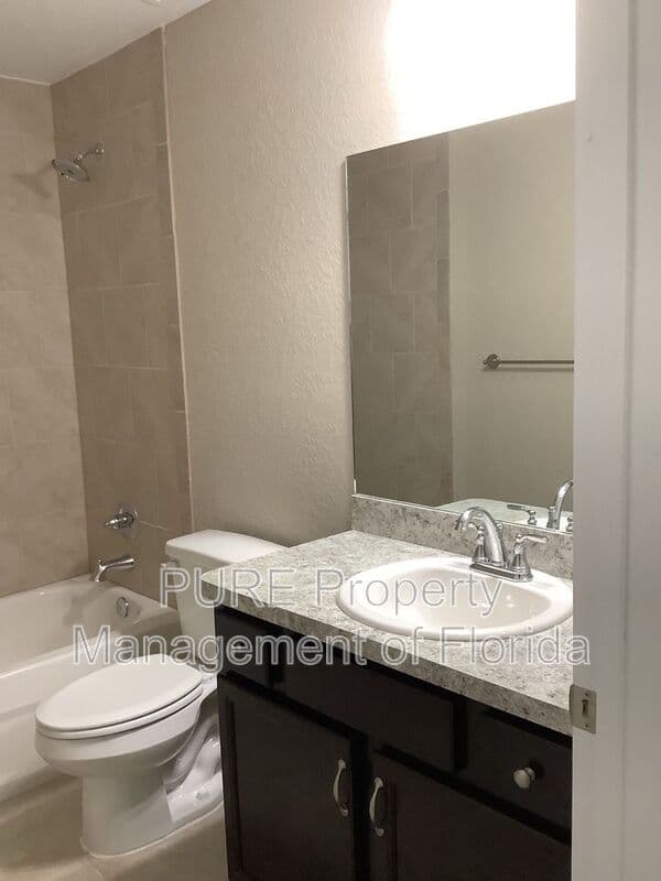 Ocala House: 2945 SW 148 Court