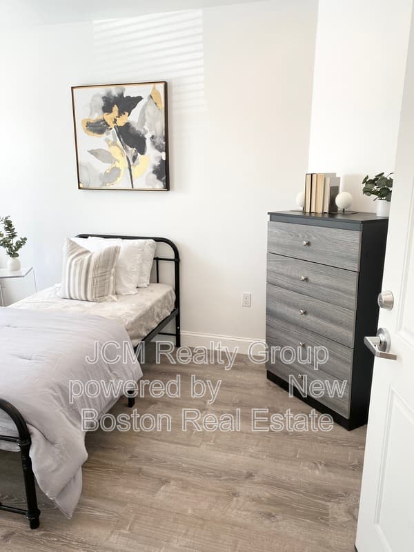 Lynn Condo: 69 North Common Street