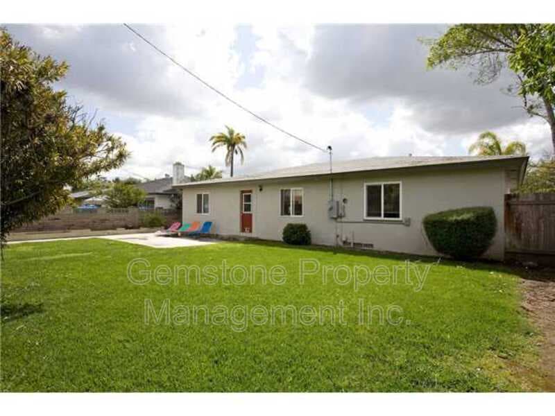 San Diego House: 5744 Mary Lane Dr