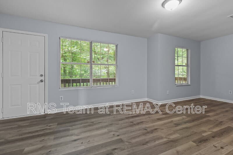 Decatur House: 2262 Cobb Creek Dr